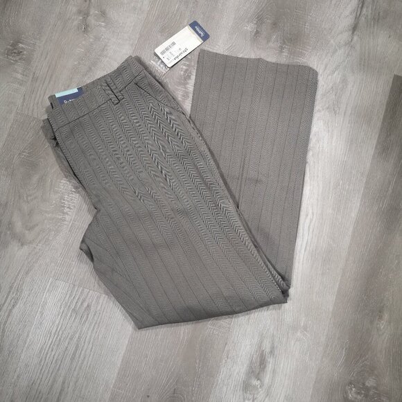 NWT Reitmans Ladies Size 13 Straight Leg Striped Washable/Stretch Dress Pants - Picture 10 of 14